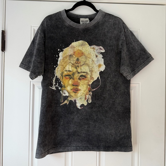 Gallery Dept. Graphic Tee size M portrait alone in silence T-shirt - Picture 1 of 4